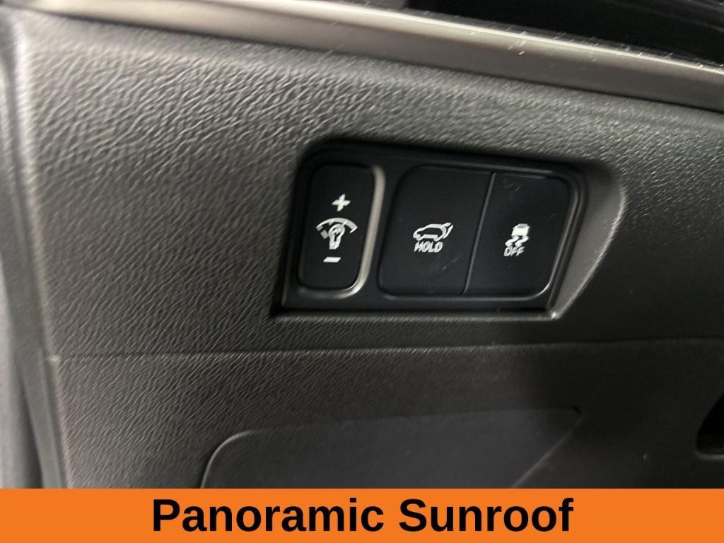 used 2024 Kia Sorento car, priced at $33,736
