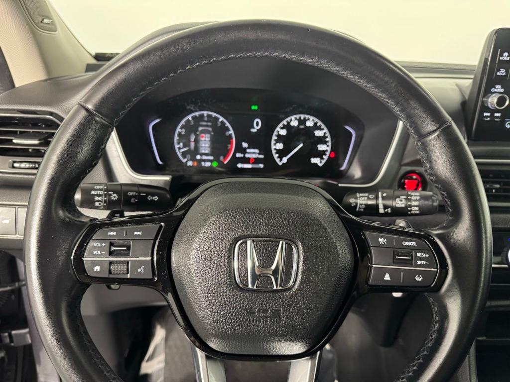 used 2023 Honda Pilot car, priced at $39,700
