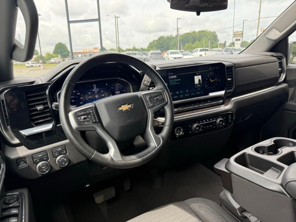 used 2024 Chevrolet Silverado 1500 car, priced at $44,912