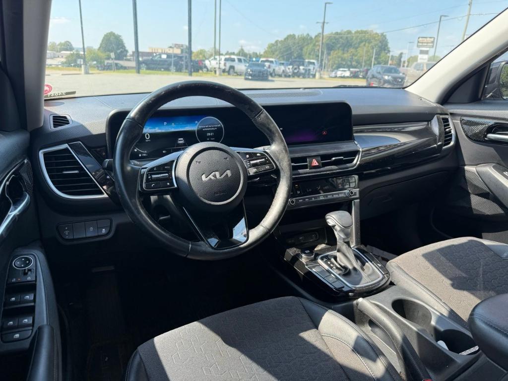used 2024 Kia Seltos car, priced at $21,988