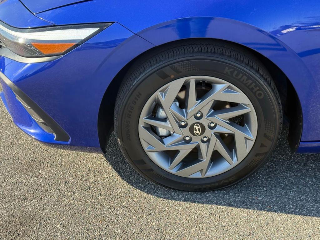 used 2024 Hyundai Elantra car, priced at $20,214
