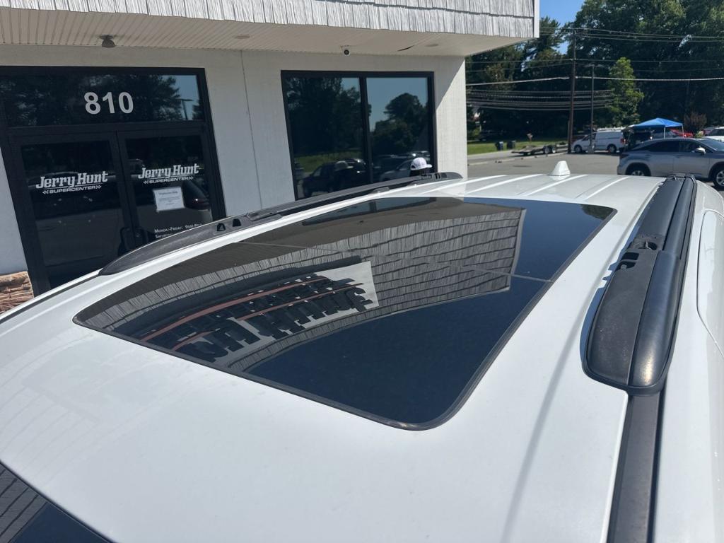 used 2022 Chrysler Pacifica car, priced at $27,988