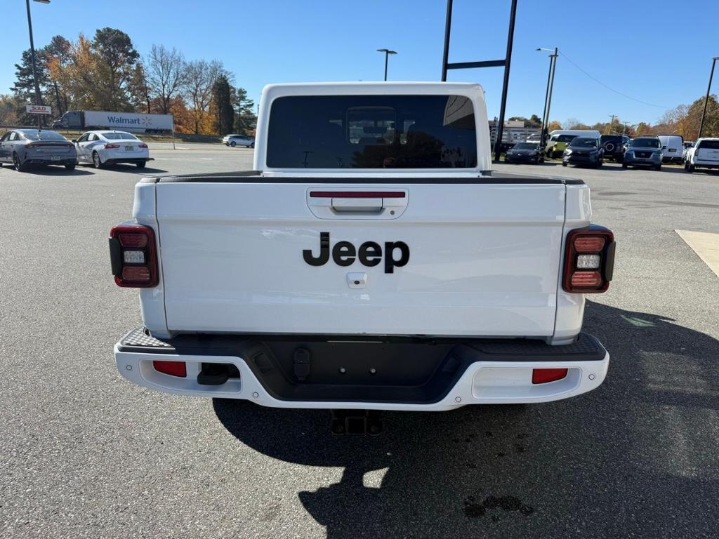 used 2021 Jeep Gladiator car, priced at $33,200