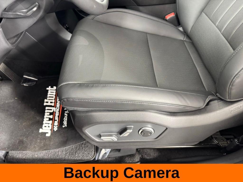 used 2025 Hyundai Santa Fe car, priced at $36,967