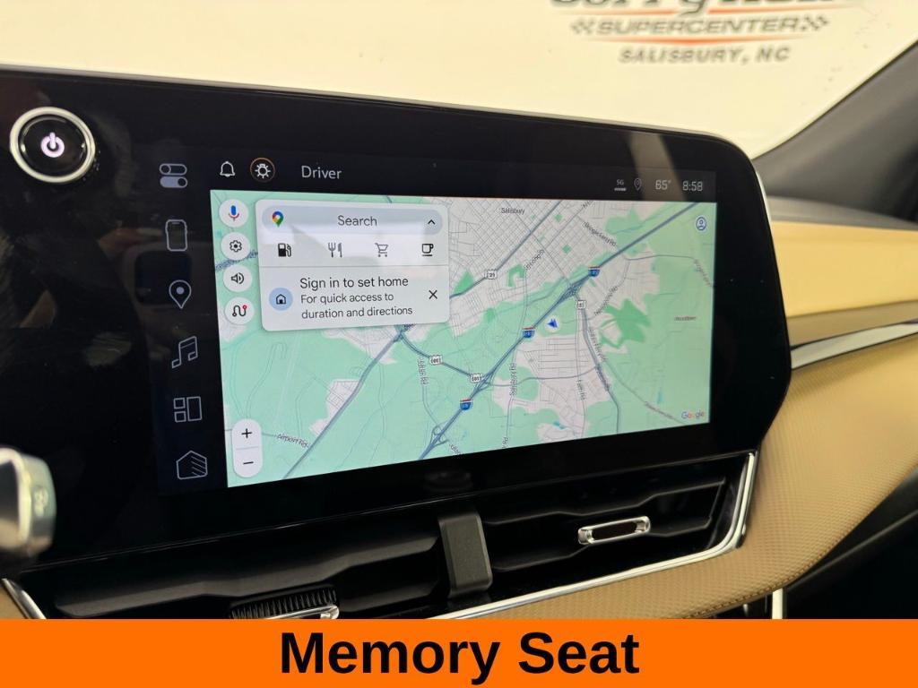 used 2025 Chevrolet Equinox car, priced at $33,500