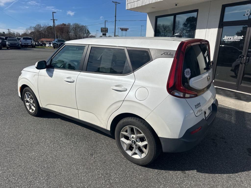 used 2021 Kia Soul car, priced at $11,988