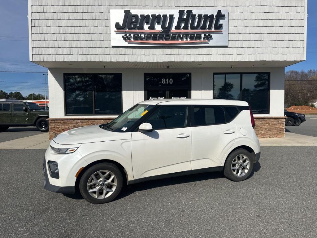 used 2021 Kia Soul car, priced at $11,988