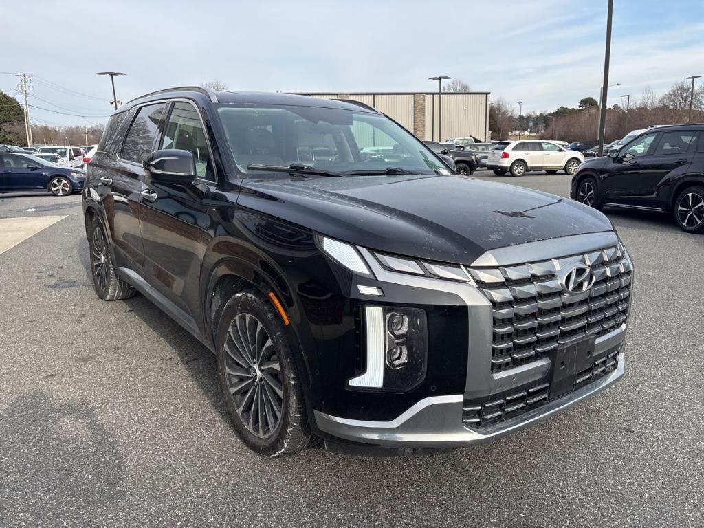 used 2023 Hyundai Palisade car, priced at $39,446