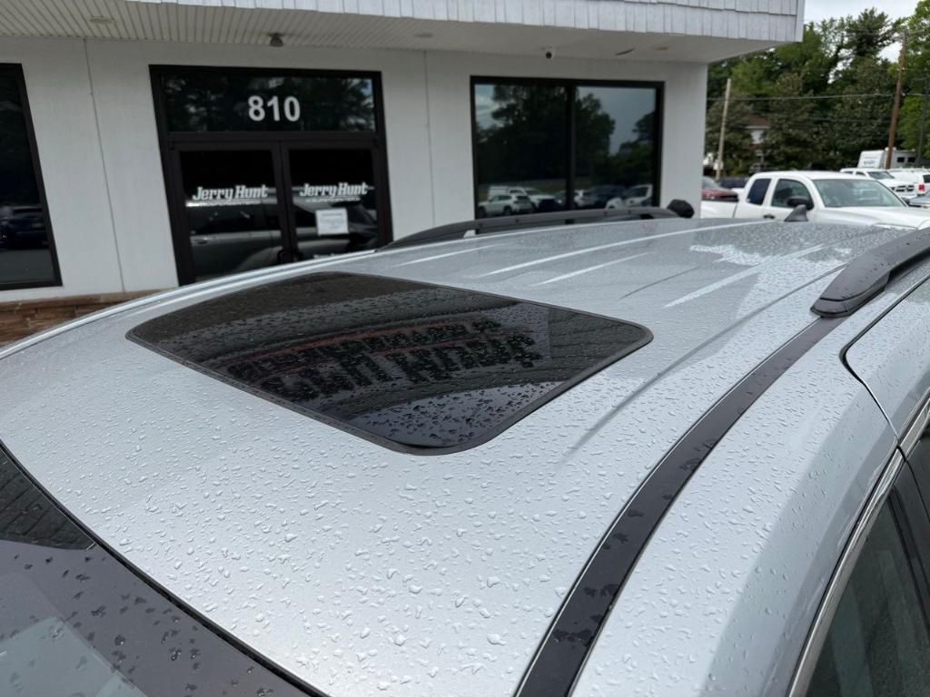 used 2024 Toyota Sienna car, priced at $44,500