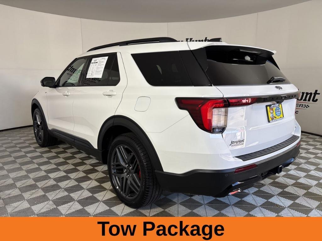 used 2025 Ford Explorer car, priced at $41,988