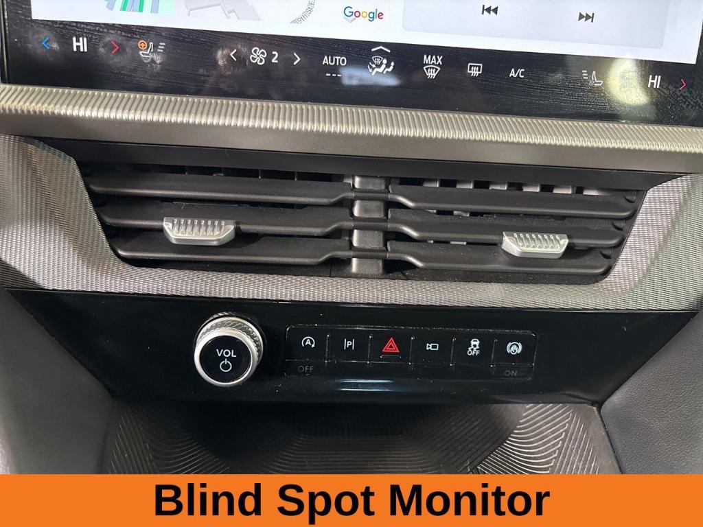 used 2025 Ford Explorer car, priced at $41,988