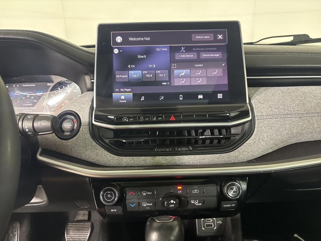 used 2023 Jeep Compass car, priced at $20,999