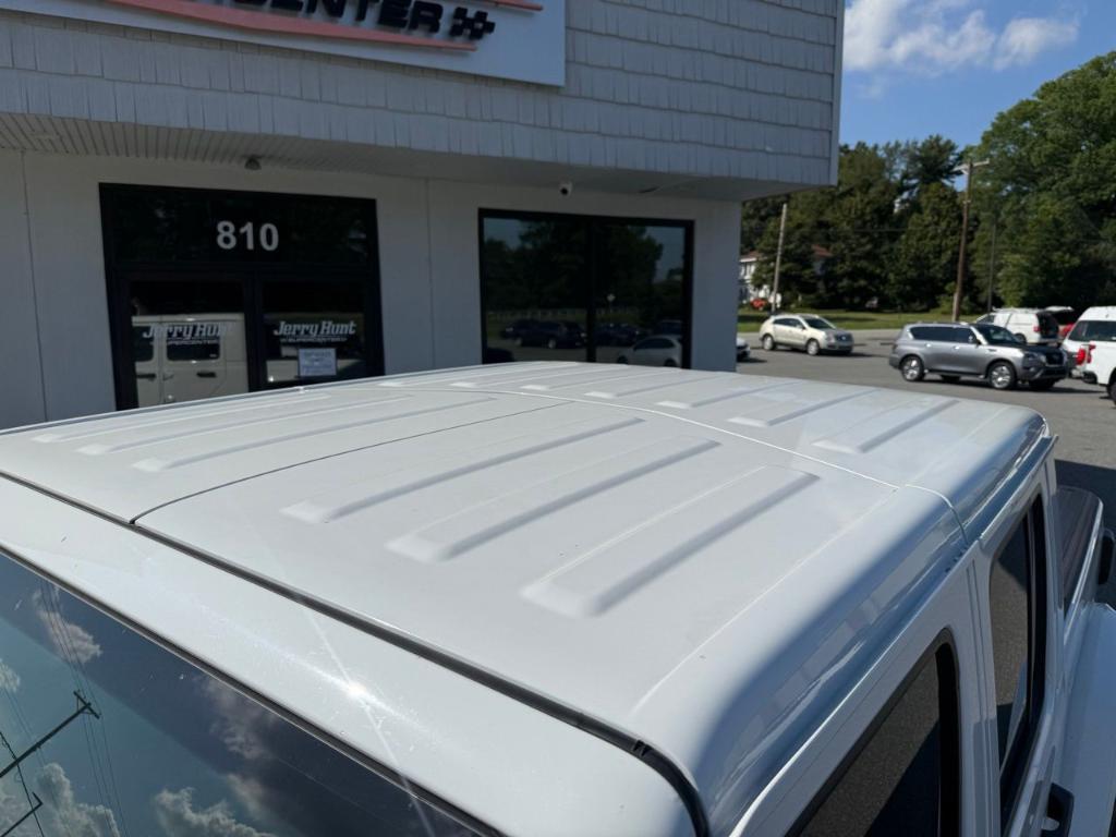 used 2021 Jeep Gladiator car, priced at $32,999