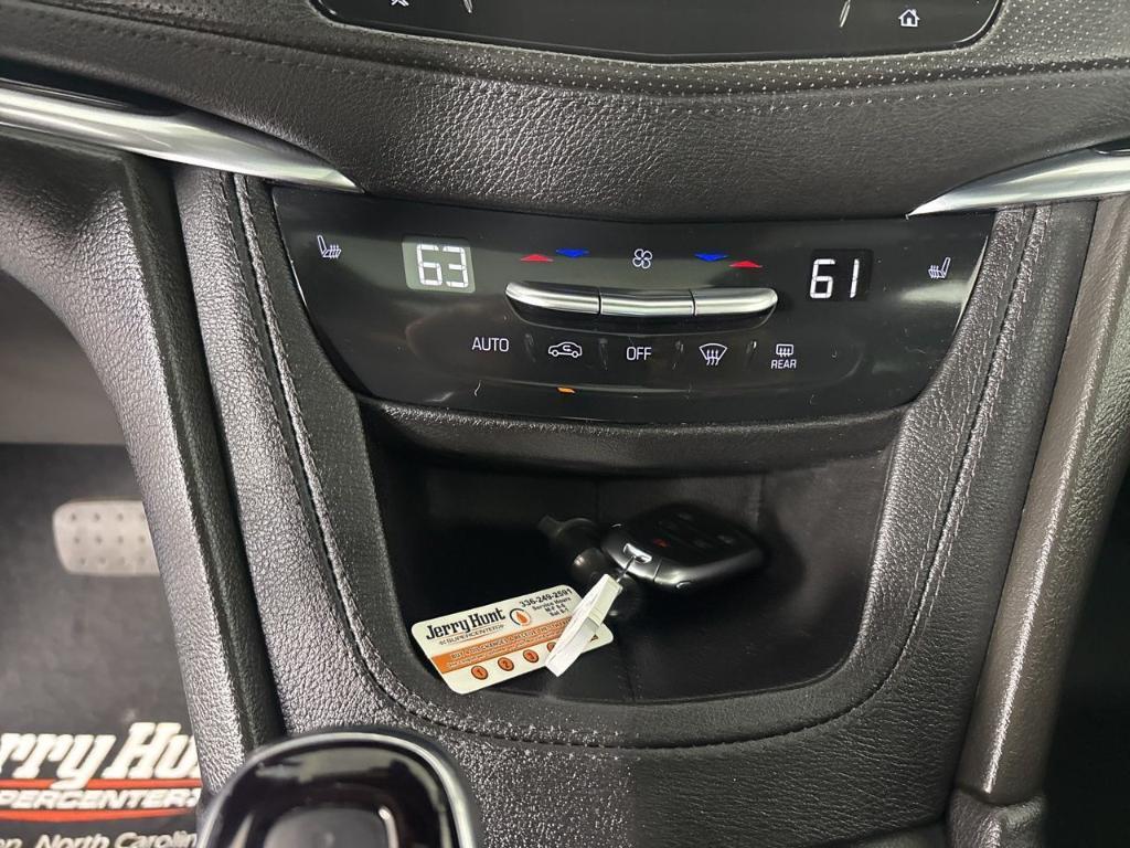 used 2023 Cadillac XT6 car, priced at $36,500