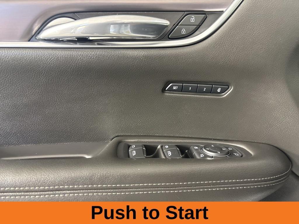 used 2023 Cadillac XT6 car, priced at $36,500