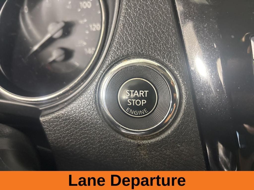 used 2022 Nissan Rogue Sport car, priced at $17,999