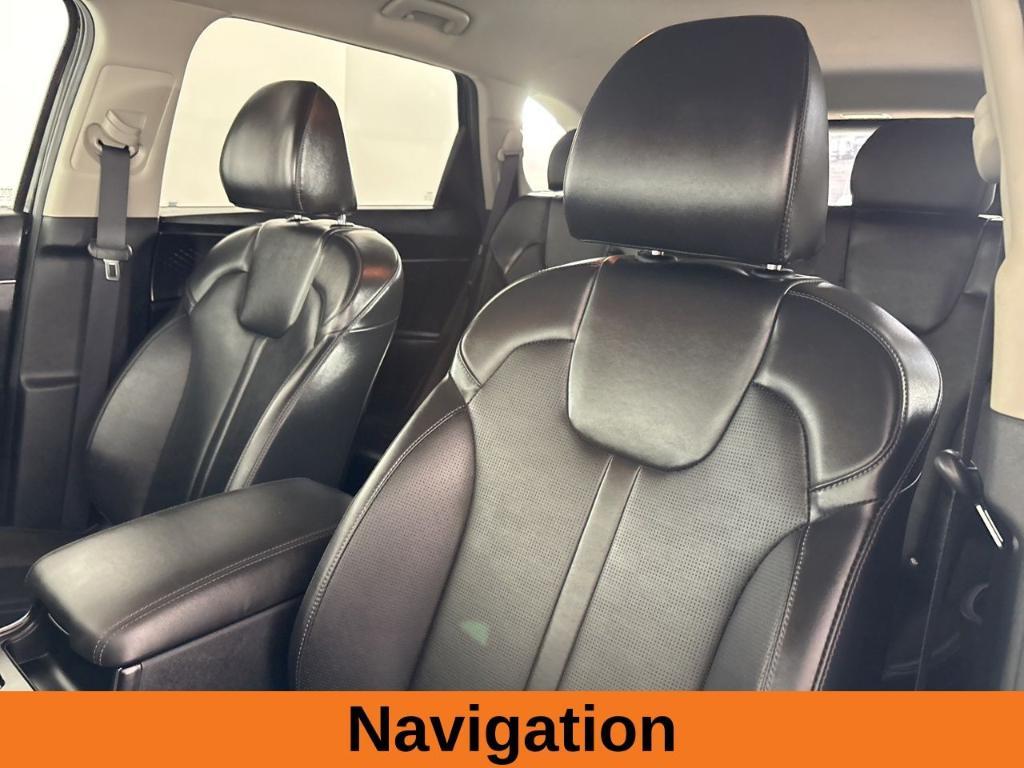 used 2024 Kia Sorento car, priced at $30,272