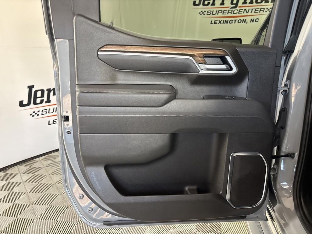 used 2025 Chevrolet Silverado 1500 car, priced at $53,621