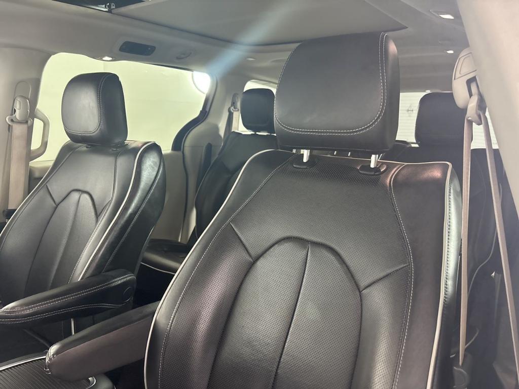 used 2022 Chrysler Pacifica Hybrid car, priced at $27,500