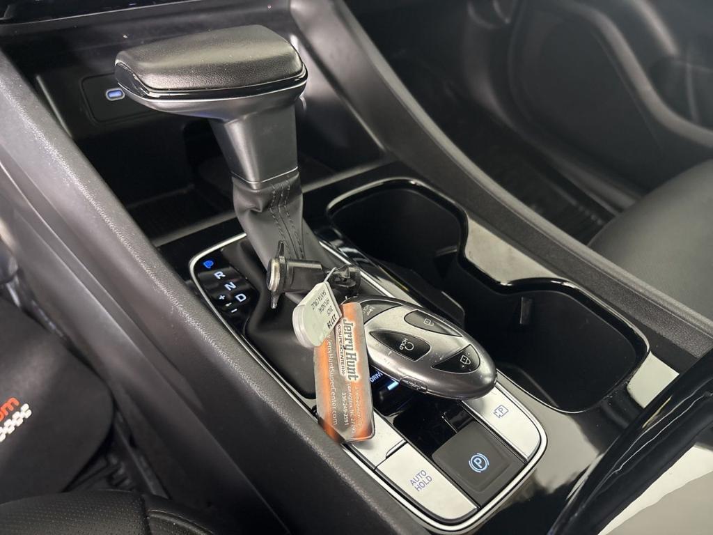 used 2025 Hyundai SANTA CRUZ car, priced at $32,300