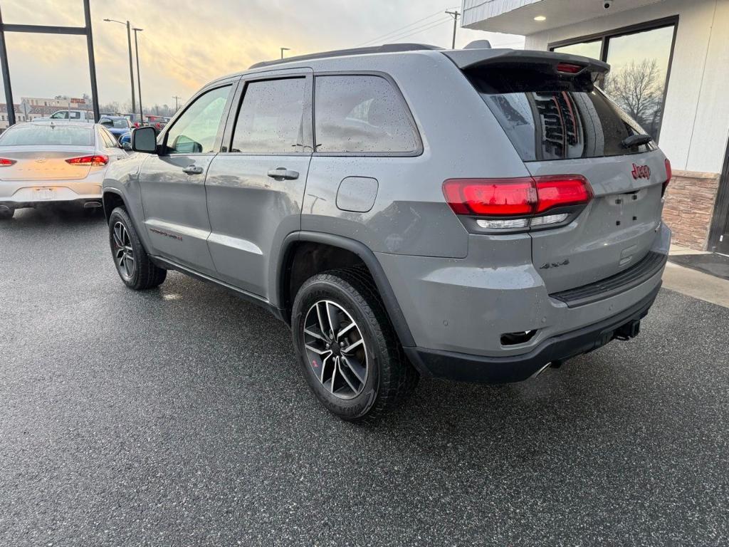 used 2021 Jeep Grand Cherokee car, priced at $33,298