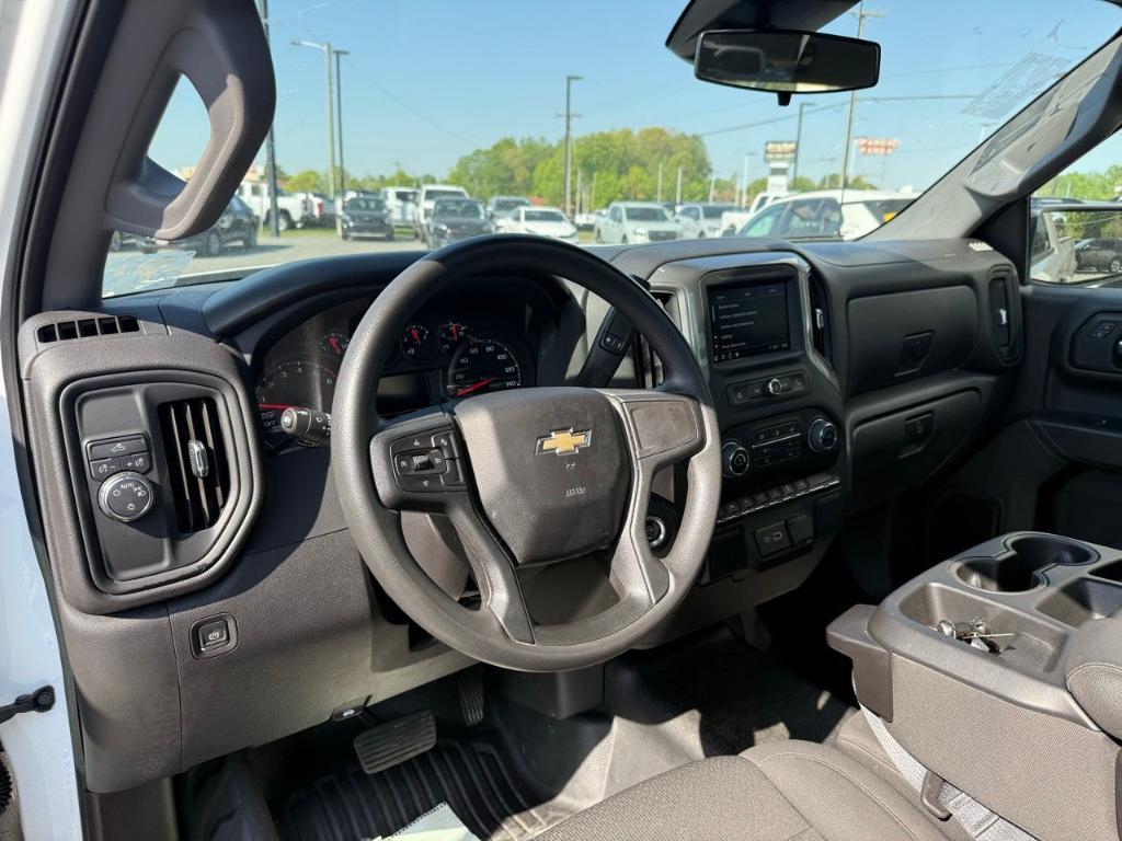 used 2024 Chevrolet Silverado 1500 car, priced at $34,394