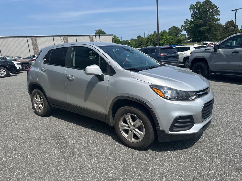 used 2022 Chevrolet Trax car, priced at $16,988