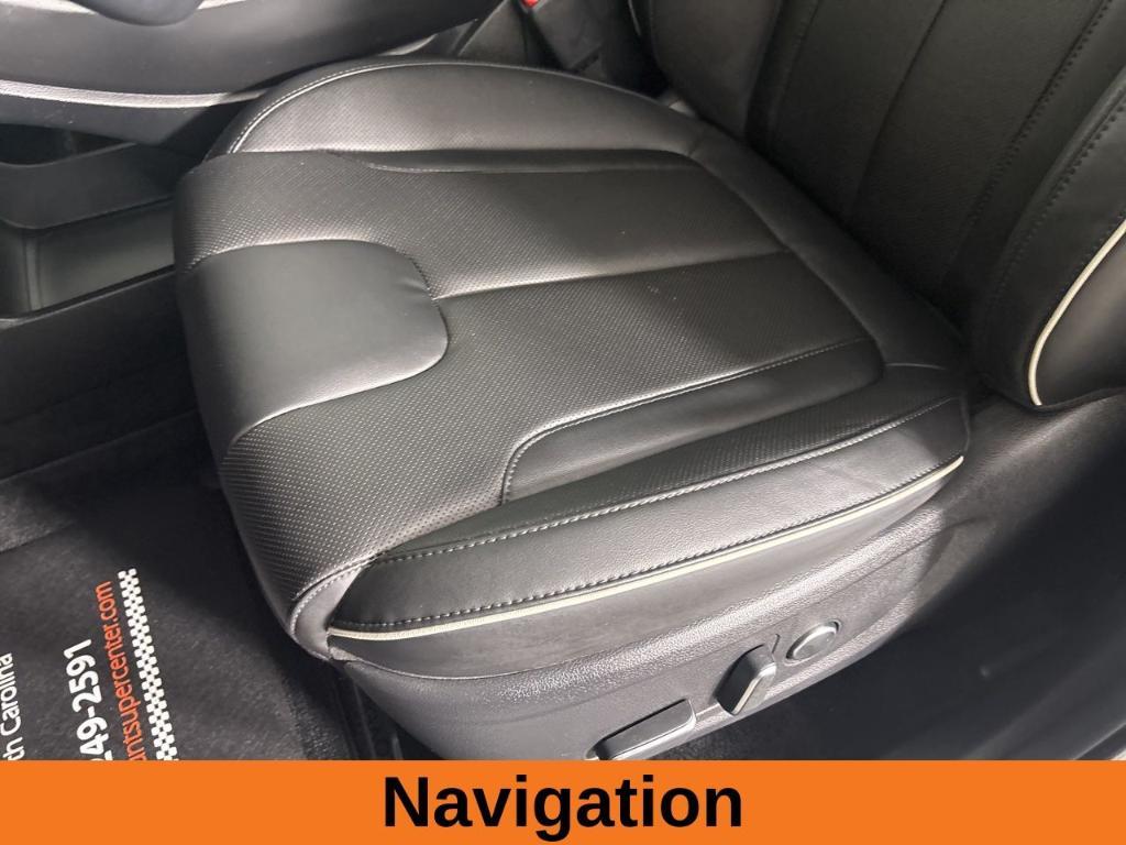 used 2024 Hyundai Palisade car, priced at $37,404