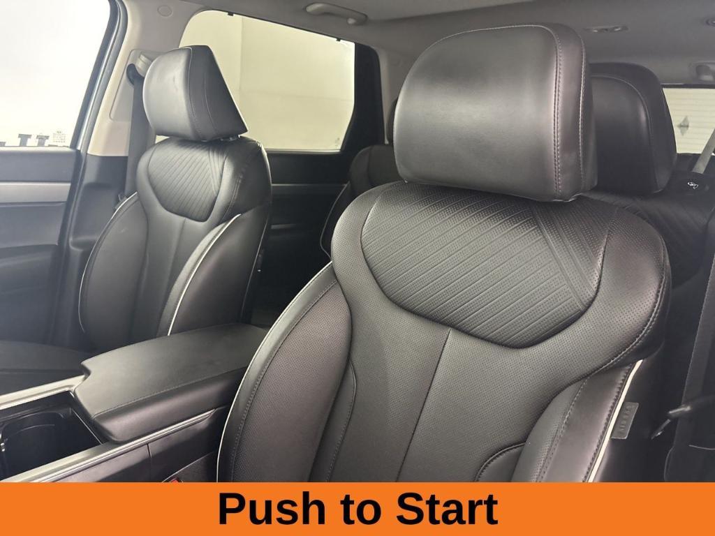 used 2024 Hyundai Palisade car, priced at $37,404