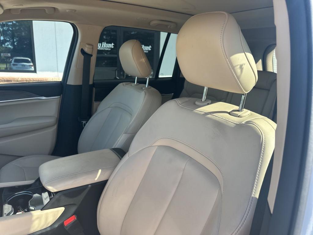 used 2022 Jeep Grand Cherokee car, priced at $32,988