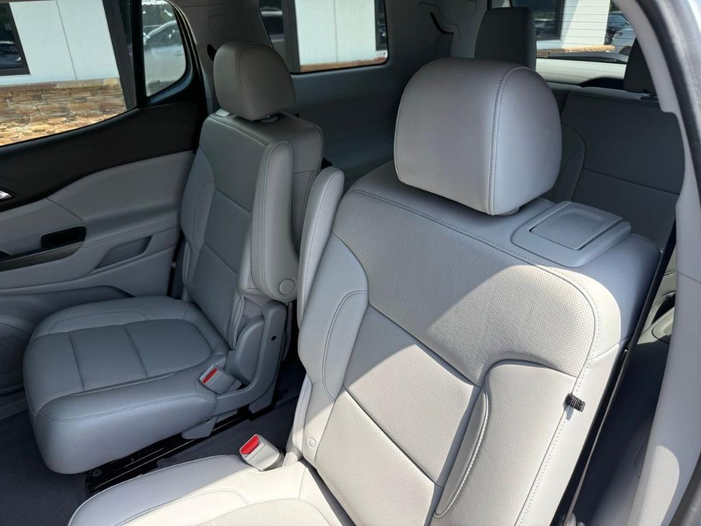 used 2022 GMC Acadia car, priced at $29,500