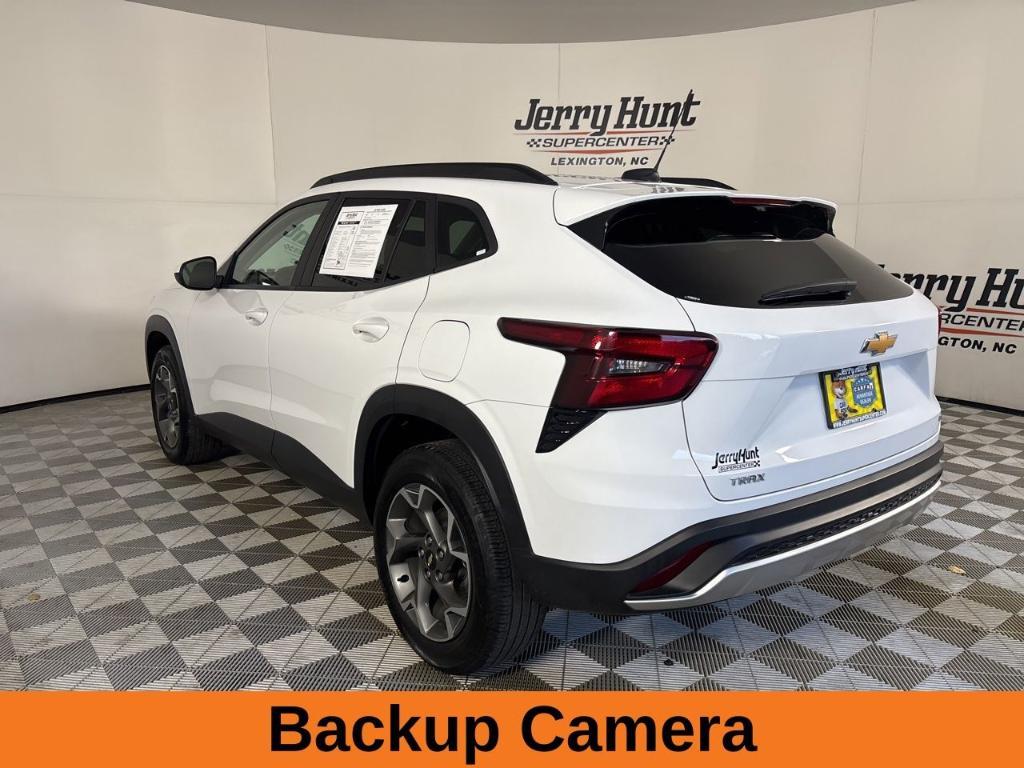 used 2024 Chevrolet Trax car, priced at $20,788