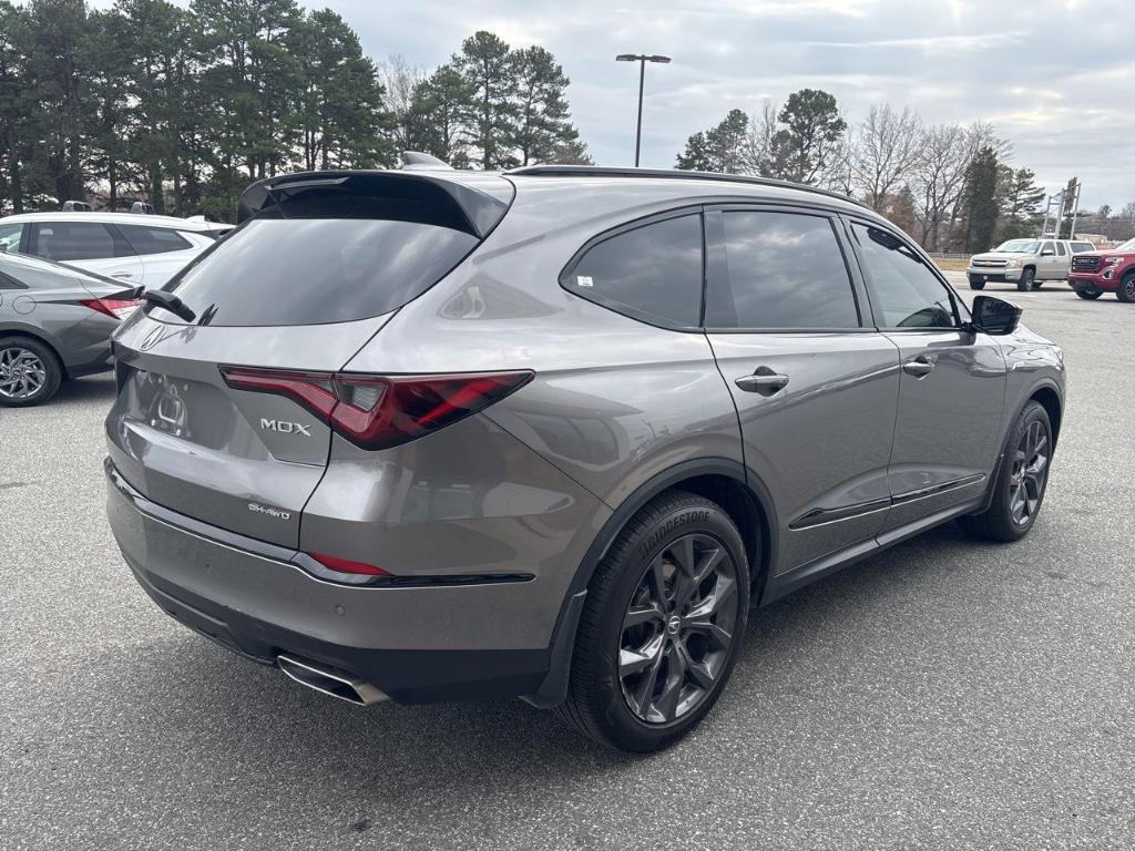 used 2022 Acura MDX car, priced at $38,500