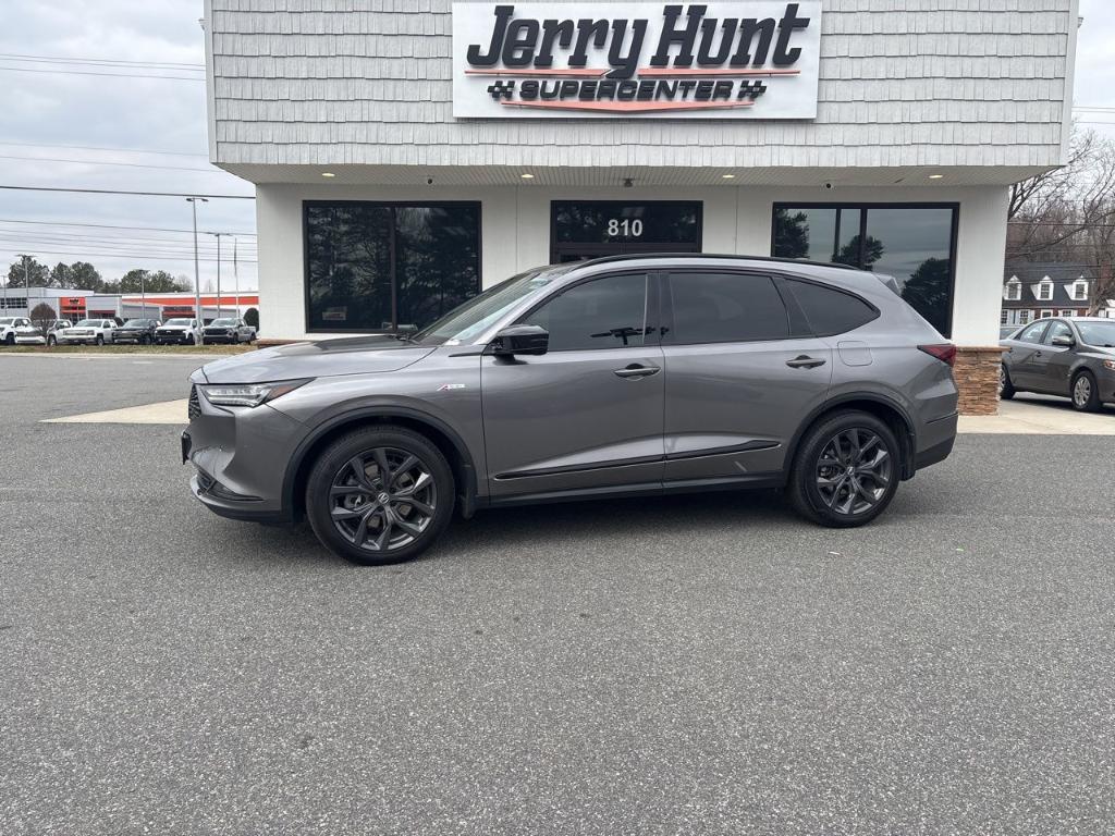 used 2022 Acura MDX car, priced at $38,500