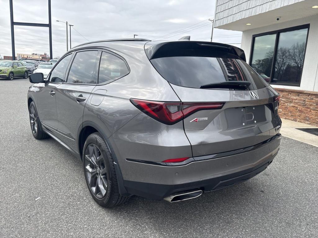 used 2022 Acura MDX car, priced at $38,500