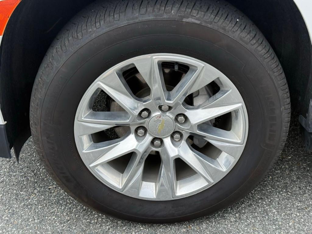used 2021 Chevrolet Suburban car, priced at $43,402