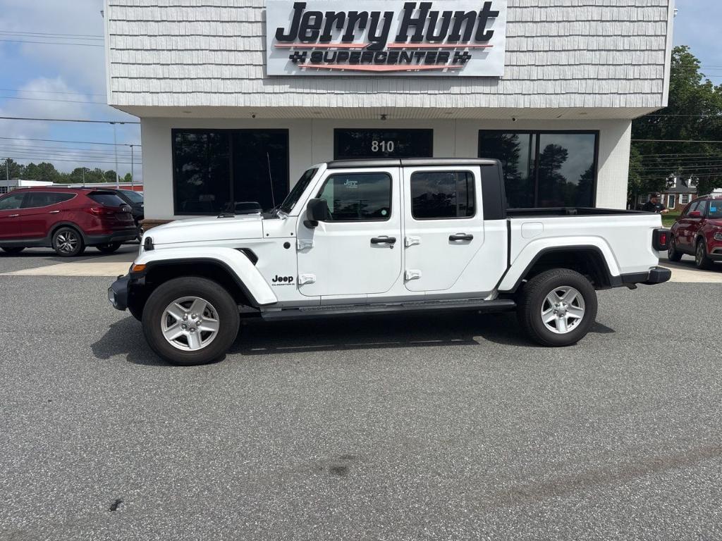 used 2023 Jeep Gladiator car, priced at $28,300