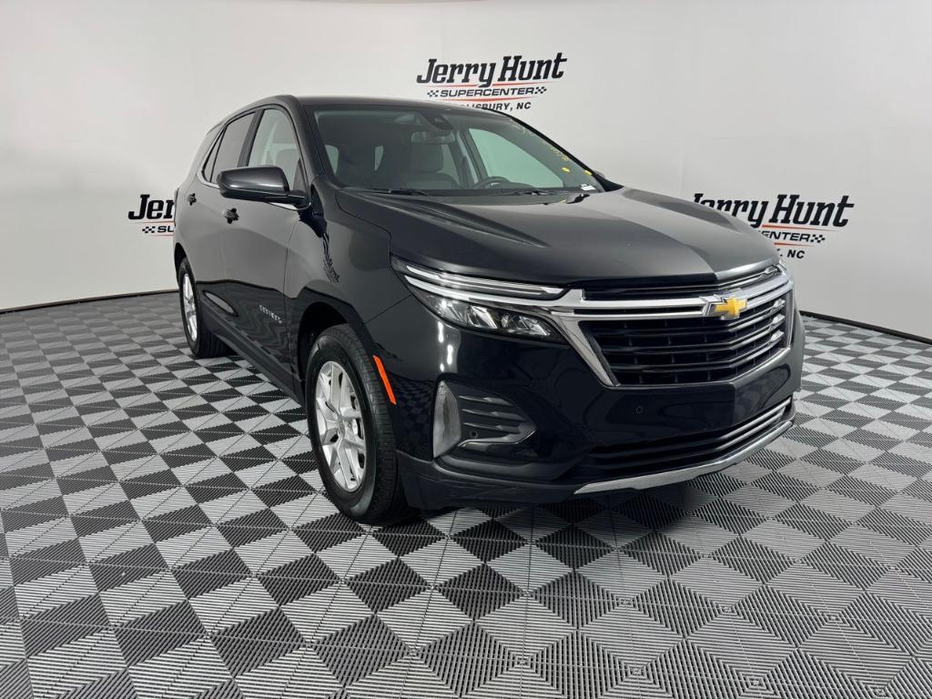 used 2024 Chevrolet Equinox car, priced at $22,800