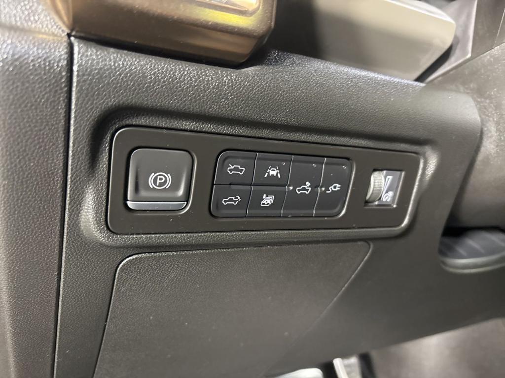 used 2024 GMC HUMMER EV Pickup car, priced at $77,200