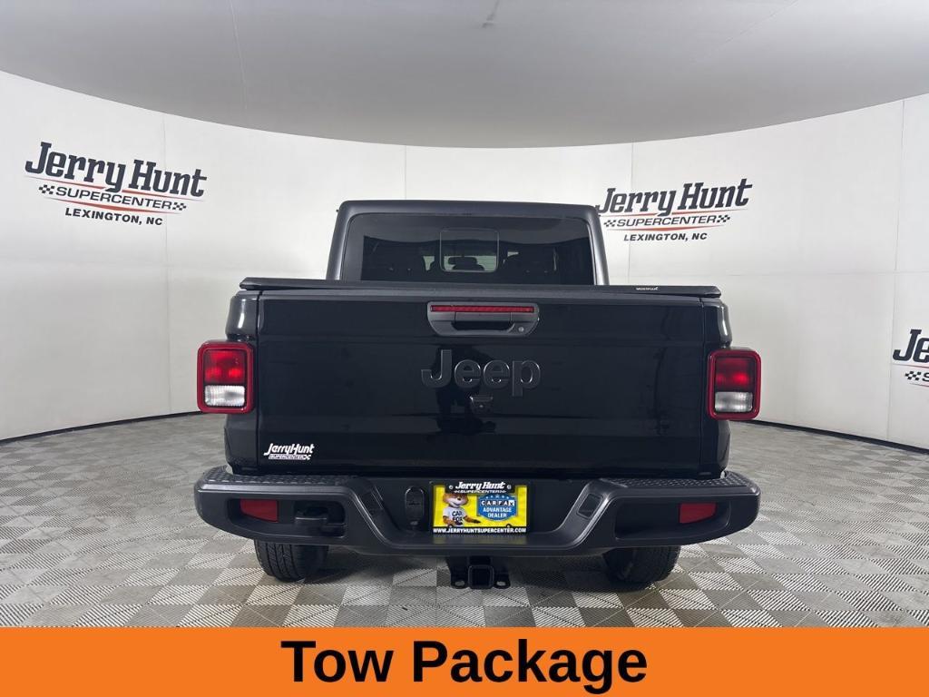 used 2022 Jeep Gladiator car, priced at $33,661