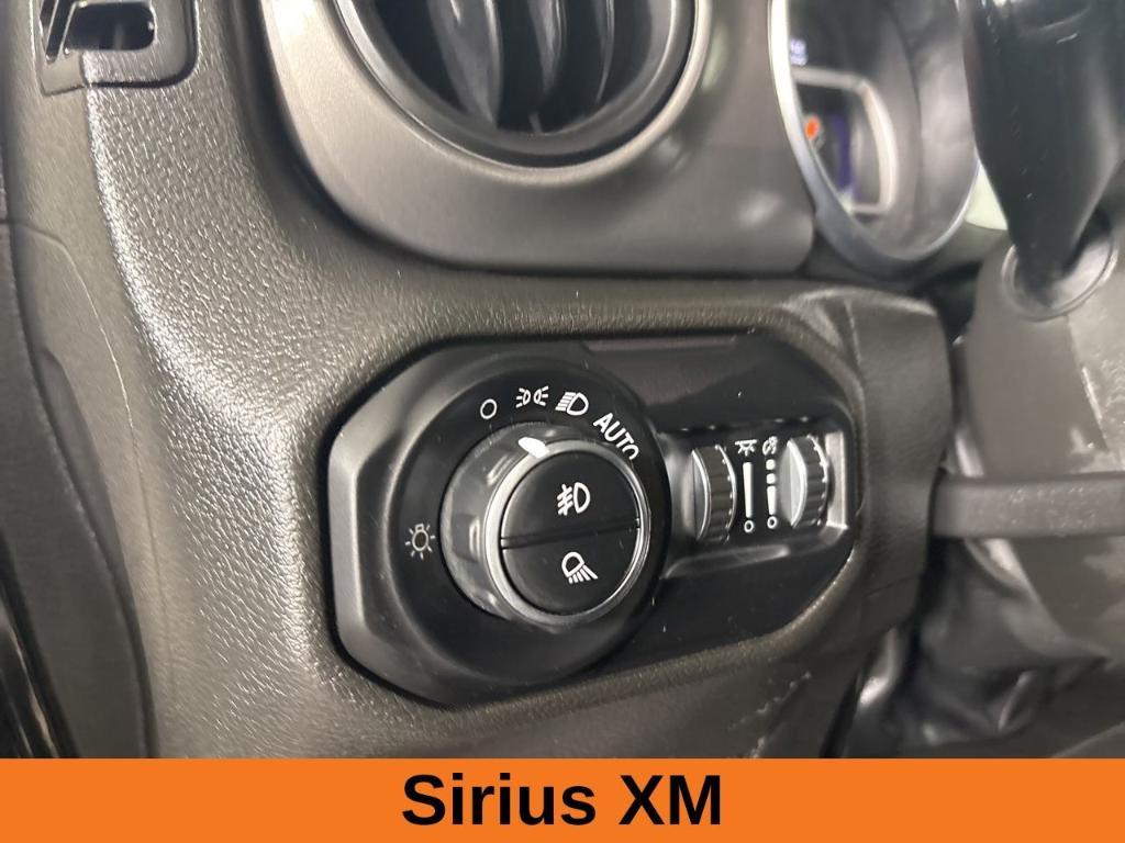 used 2022 Jeep Gladiator car, priced at $33,661