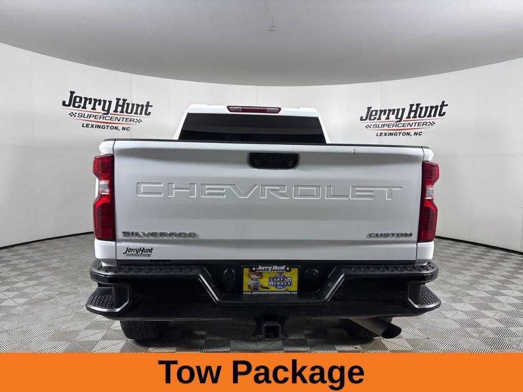 used 2024 Chevrolet Silverado 2500 car, priced at $46,321