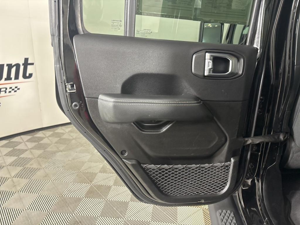 used 2023 Jeep Gladiator car, priced at $29,400