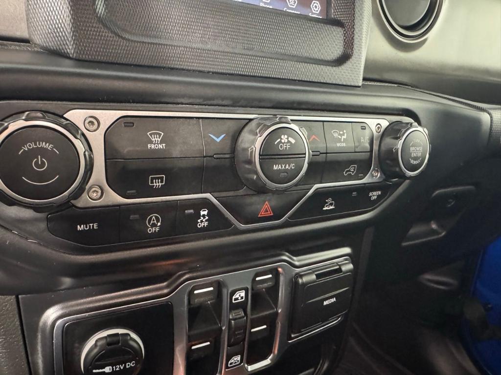 used 2022 Jeep Wrangler Unlimited car, priced at $34,600