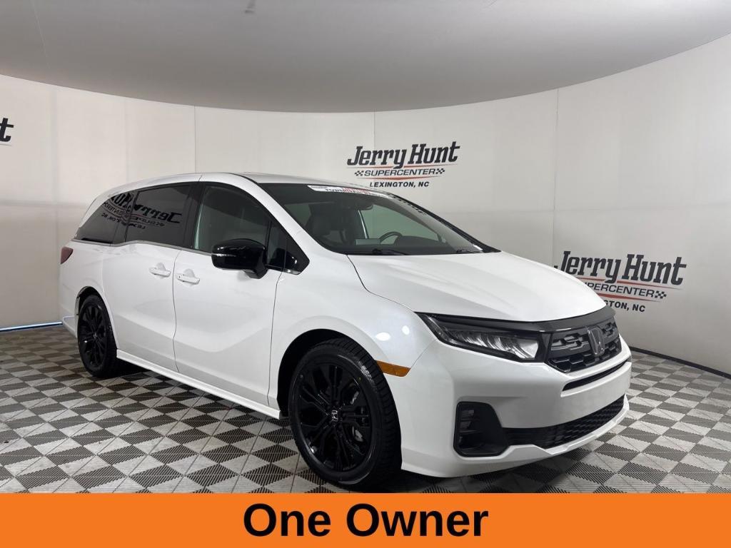 used 2025 Honda Odyssey car, priced at $39,218