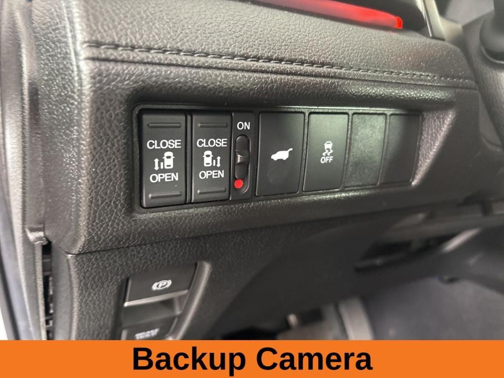 used 2025 Honda Odyssey car, priced at $39,218