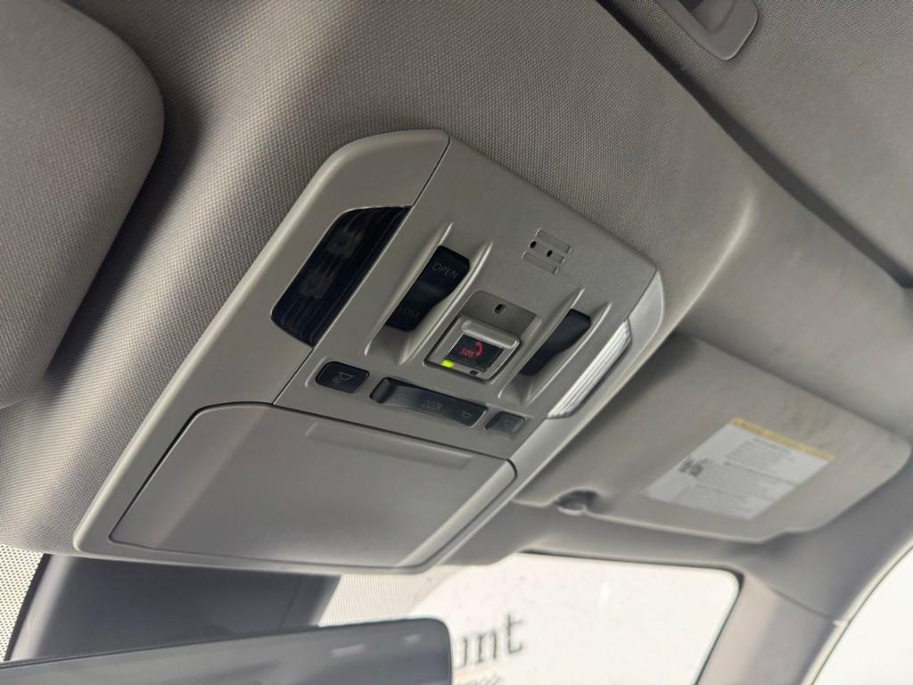 used 2022 Toyota Highlander car, priced at $33,000