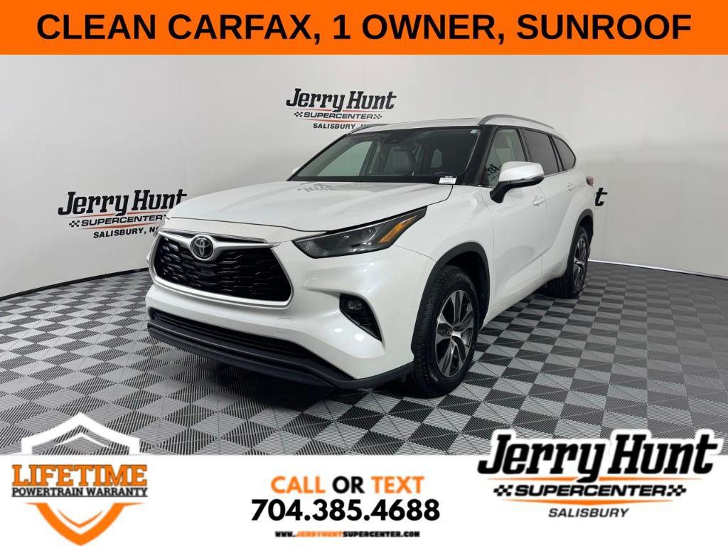 used 2022 Toyota Highlander car, priced at $33,936