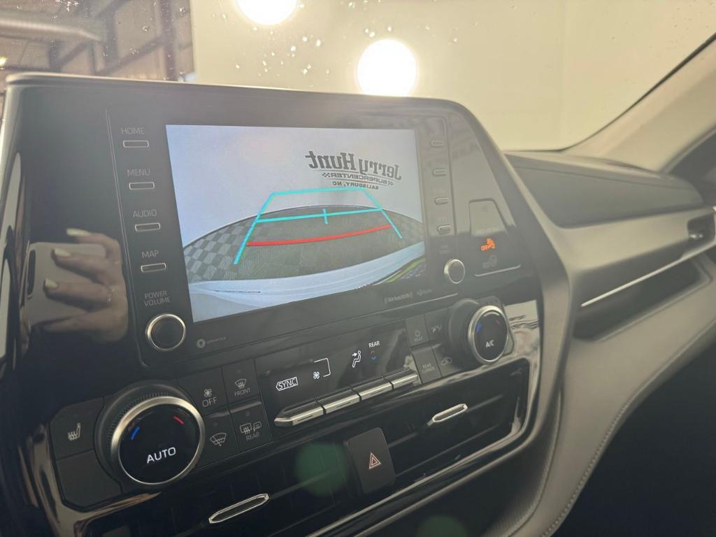 used 2022 Toyota Highlander car, priced at $33,000