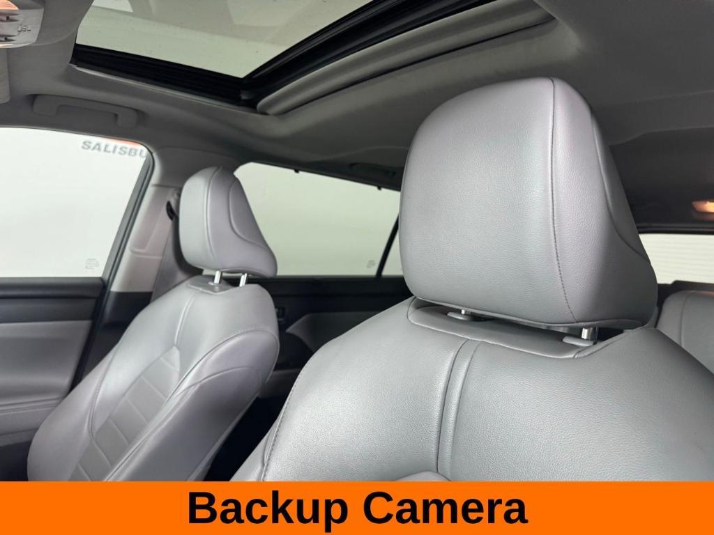 used 2022 Toyota Highlander car, priced at $33,000